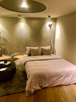 Suite3, 7 min walk from Opera or Lake